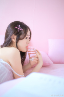 睡觉吧 你俩过几天就成了